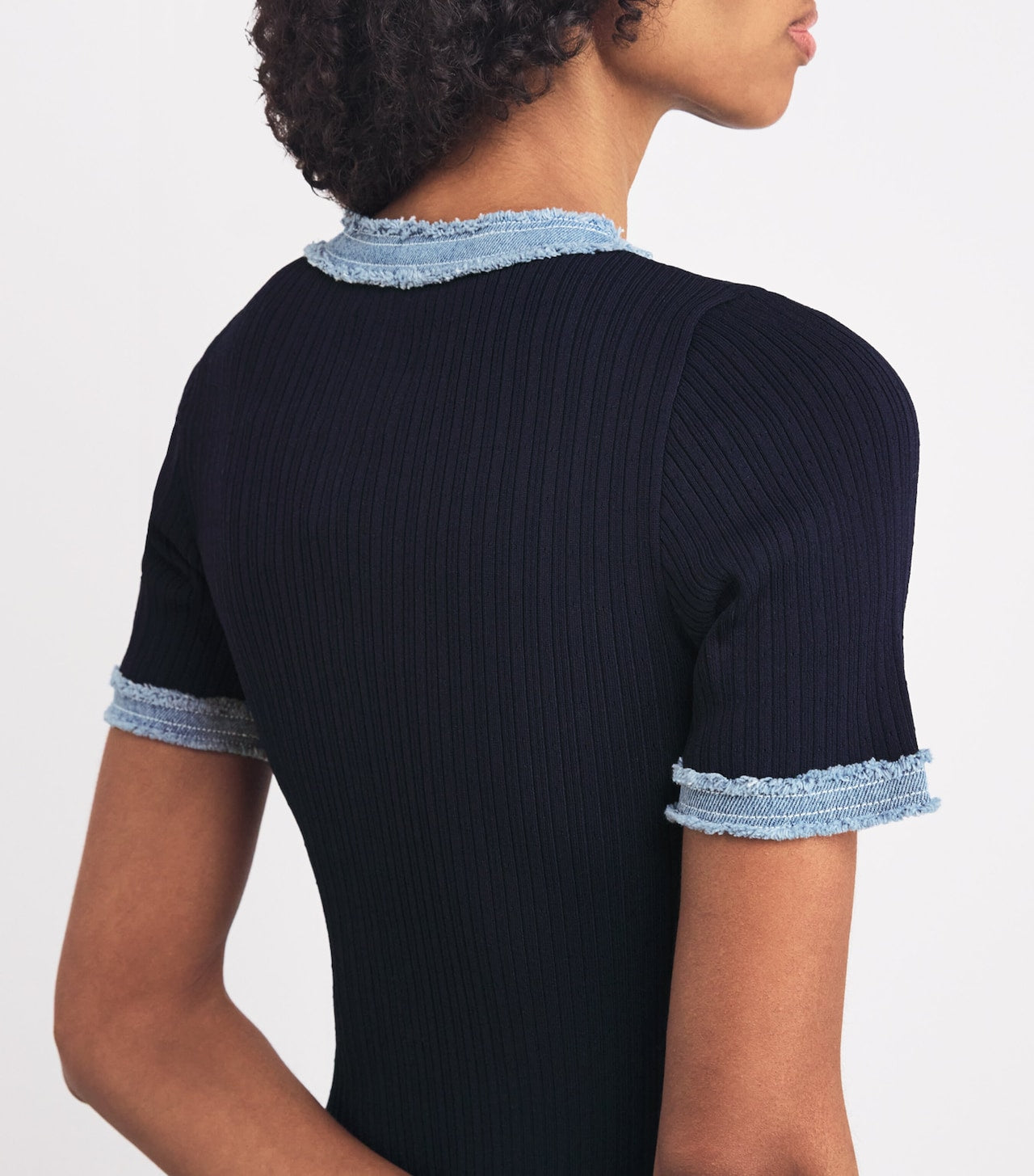 SHENAIE KNITTED DRESS IN BLUE/BLACK