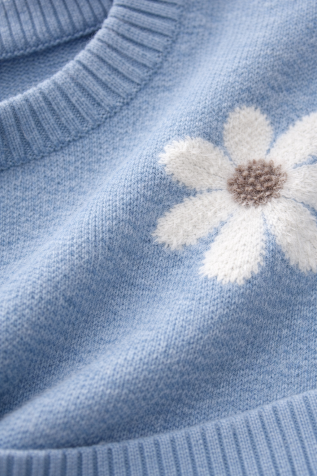 FLORAL SWEATER